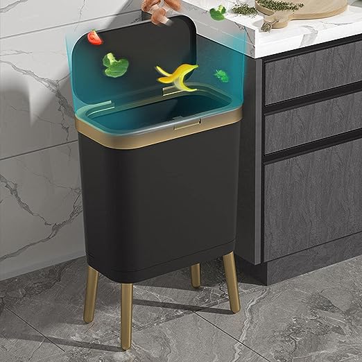 Poubelle de luxe dorée