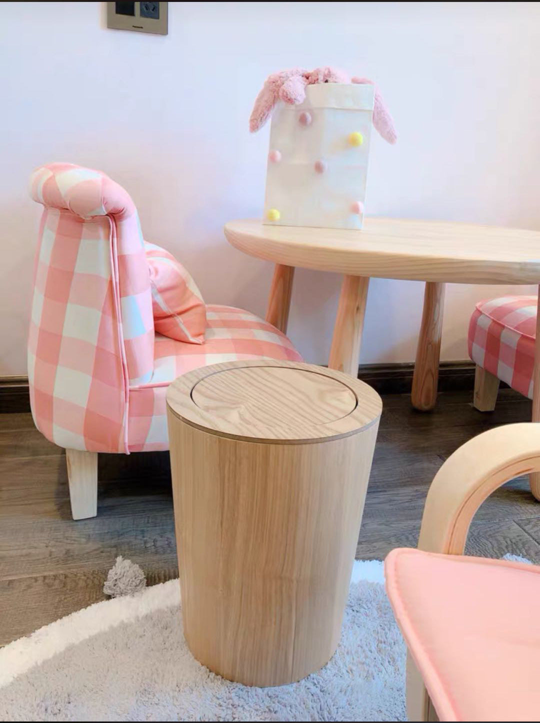 Poubelle en Bois 9L