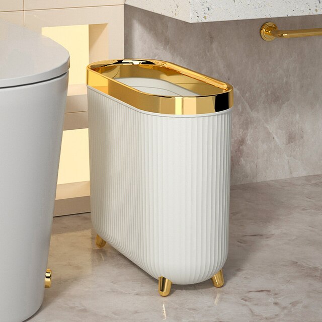 Poubelle de luxe dorée