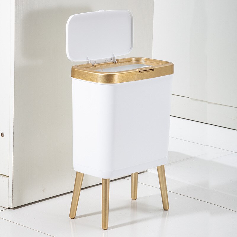 Poubelle de luxe dorée